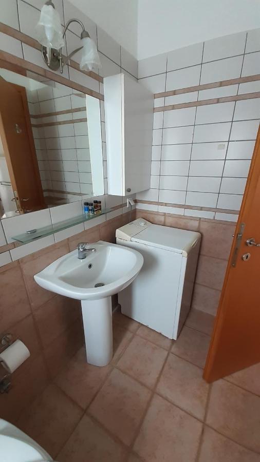 Elissos Appartment Monemvasia Yefira Экстерьер фото